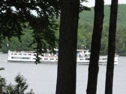 The M/S Mount Washington has day, evening, and dinner cruises from Spring through Fall on New England's largest lake, Lake Winnipesaukee, New Hampshire.